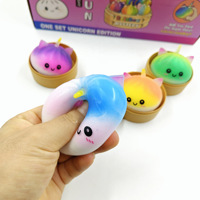 Jouet à presser Licorne Arc-en-ciel en forme de boulette de raviolis, Boîte mystère, à rebond lent, anti-stress, design de dessin animé, mignon
