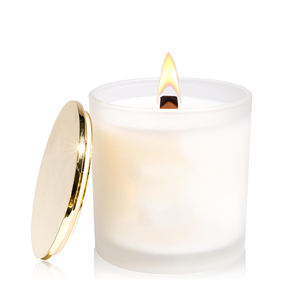 4 Onzas 7 Onzas 10 Onzas Portavelas de Vidrio Esmerilado Blanco, Recipiente de Vidrio para Velas con Tapa Redonda de Metal - Product Image 1