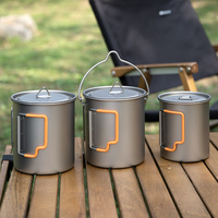 Mug isotherme à paroi simple pour l'extérieur, mug de camping en titane avec couvercle, tasse de randonnée 750 ml avec poignées en silicone anti-brûlure