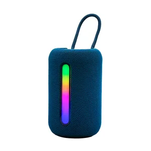 새로운 릴리스 야외 서브 우퍼 800mah 무선 멋진 RGB 액티브 블루 치아 스피커 지원 USB 재생