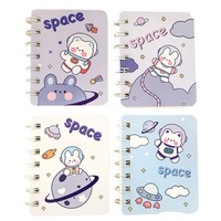 Niedliche Cartoon Astronaut PU Abdeckung Mini Coil Notebook 4 verschiedene Farben Benutzer definiertes Logo Geeignet für Studenten und Kinder