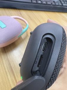 Venta al por mayor de fábrica OEM 2025 al aire libre <span class=keywords><strong>IPX7</strong></span> altavoz azul con luz RGB altavoz inalámbrico - Product Image 4