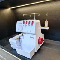 Machine à coudre domestique populaire, surjeteuse à 4 fils avec petit moteur, facile à utiliser et portable, Maquina De Coser