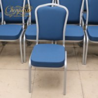 Silla de Banquete Apilable Cromada para Hotel, Diseño Moderno, Tela Azul, Estructura Metálica Plateada, para Hospital y Restaurante, Venta al Por Mayor