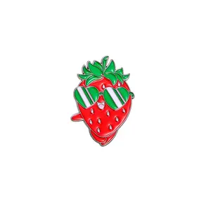 Manufacturer High Quality Strawberry Custom Nickel Plated Soft Enamel Brooch Cute Badges For Business Gift Personal Lapel Pin