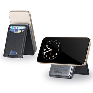 Batterie externe ultra-légère LS15 pour usage quotidien avec porte-cartes et support de téléphone intégré, double charge de périphériques - Product Image 3