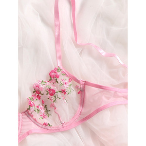 Conjunto de lencería de encaje transparente para mujer: bralette y tanga con sujetador abierto, body de malla transparente de poliéster, venta al por mayor de ropa íntima. - Product Image 4