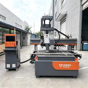 Changeur d'outils automatique de qualité industrielle à 3 axes de haute précision avec lame de <span class=keywords><strong>scie</strong></span> pour la fabrication de meubles en bois, fabricant de machines CNC - Product Image 1