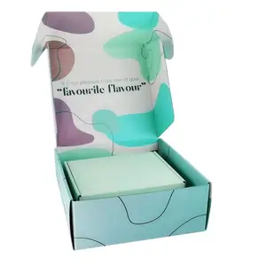 Carton ondulé recyclé personnalisé boîte-cadeau pour bijoux boîte de rangement pour vêtements chaussures avec options de gaufrage par laminage mat