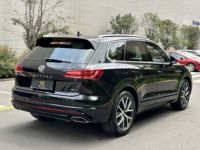 Подержанный Volkswagen 3.0T Elegance Luxury SUV 2020 года, АКПП, 300-400 л.с., 400-500 Нм крутящий момент, оптом и в розницу