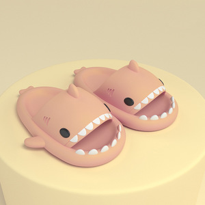 Chaussures à semelles épaisses pour enfants à la mode EVA personnalisation Offres Spéciales livraison directe <span class=keywords><strong>requin</strong></span> maison pantoufles nuageux mousse pantoufle <span class=keywords><strong>requin</strong></span> diapositives - Product Image 3