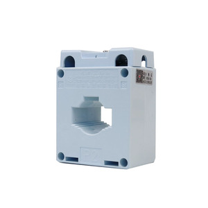 Transformador de Corriente Zhiming BH-0.66 30 con Relación de Precisión de 0.5, 300/5A, Opciones de Voltaje de Salida 220V/440V/480V - Product Image 1
