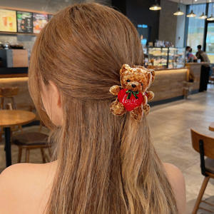 Pinzas para el Cabello con Diseño de Animales de Dibujos Animados: Oso de Peluche, Pavo Real, Ardilla, Erizo, Tiburón, Material PVC, 8CM/9CM, Accesorio para Mujer - Product Image 2