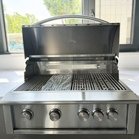 Cuisine extérieure avec 4 brûleurs à gaz naturel et grille de cuisson en acier inoxydable - Conçue pour les restaurants