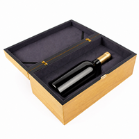 Boîte cadeau rectangulaire en bois naturel grainé, finition mate, faite à la main, avec design verrouillable personnalisé, doublure en mousse suédée, gravure de logo personnalisée