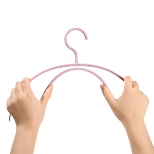 Perchas de Plástico Redondas de Material PP para Organizar Ropa en Armarios, Soportes de Almacenamiento con Diseño Antideslizante para Uso Doméstico - Product Image 4