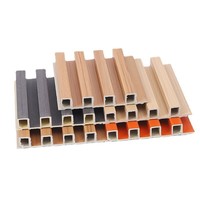 Panneau Mural Wpc Foshan Outdoor Co Extrusion Cannelé Grand Persienne Pvc/wpc Grand Panneau Mural