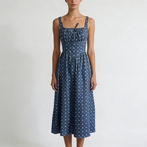 Vestido Midi con Estampado Floral Personalizado para Mujer, Cuello Cuadrado, Tirantes Finos, Lazo Delantero, Estilo Elegante para Vacaciones y Resort - Product Image 1