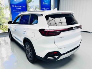 Chery Tiggo 8 d'<span class=keywords><strong>occasion</strong></span> 2022, SUV automatique turbo 1.5TCI, 5 places, sièges en cuir, assistance au démarrage en montée, airbags complets, avertissement anti-collision - Product Image 5