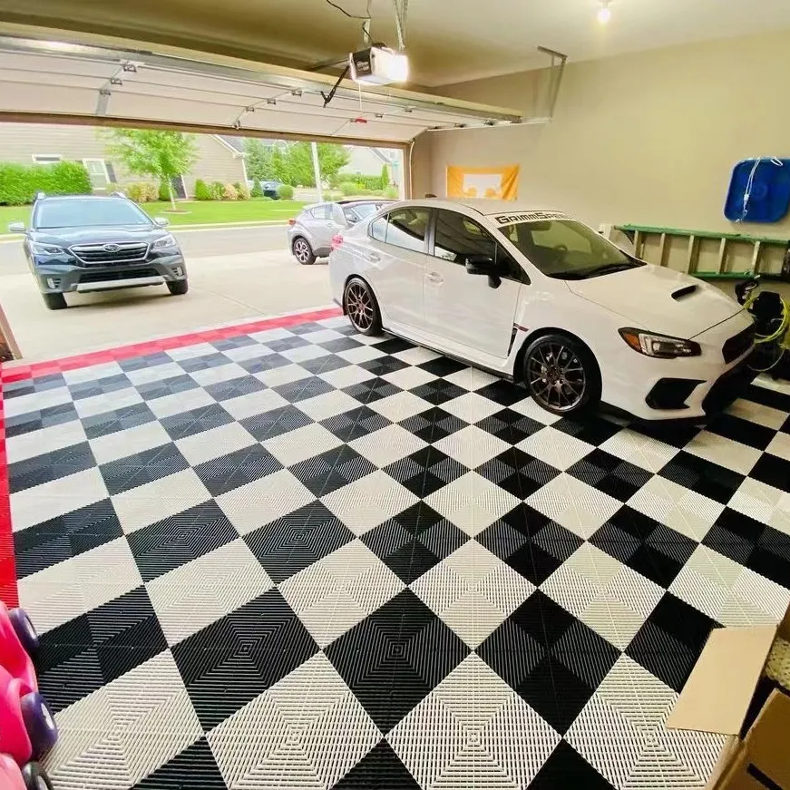 Schwarz-weiß karierte Garagen bodenfliesen ineinandergreifende Kunststoff boden matte für Hersteller von Autowasch-Fitness studios