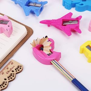 <span class=keywords><strong>Taille</strong></span>-<span class=keywords><strong>crayon</strong></span> mécanique portable en plastique, motif dessin animé mignon, 44x60mm, pour enfants, décoration <span class=keywords><strong>de</strong></span> <span class=keywords><strong>table</strong></span>, vente en gros usine - Product Image 5