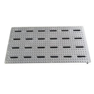 Rejilla <span class=keywords><strong>de</strong></span> Drenaje para Aceras Jin Zhisheng B125, Rejilla <span class=keywords><strong>de</strong></span> <span class=keywords><strong>Hierro</strong></span> Antideslizante Galvanizada en Caliente, Estándar EN124 para Pavimento Municipal <span class=keywords><strong>de</strong></span> Parques - Product Image 3