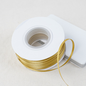 高品質シルク38mm 100% ポリエステルカスタム両面ゴールドサテンリボンギフト包装用 - Product Image 4