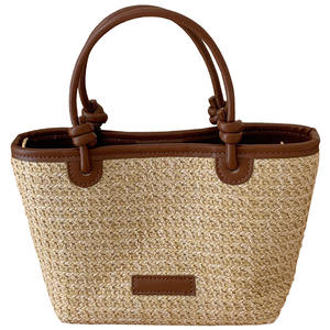 Sac fourre-tout d'été en paille tressée marron abricot avec boucle magnétique, léger, pour femme, idéal pour les tenues quotidiennes - Product Image 5