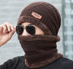 Ensemble bonnet et écharpe d'hiver unisexe confortable de bonne qualité et pas cher, bonnet en tricot pour homme avec fourrure intérieure - Product Image 3