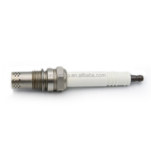 Bougie d'allumage 1241162 P3V3I pour générateur JGS 420 312 - Product Image 4