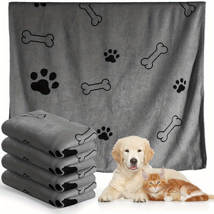 Vente en gros de peignoir personnalisé doux absorbant non pelucheux en microfibre serviette de bain patte de chien séchage rapide pour chien nettoyage serviette pour animaux de compagnie - Product Image 3