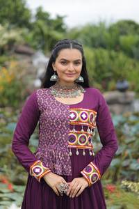 ชุดสูทผ้าไหมโรมันปักลายสไตล์อินเดียสุดพิเศษชุดด้านบนและกางเกงพร้อมคู่ dupatta - Product Image 6