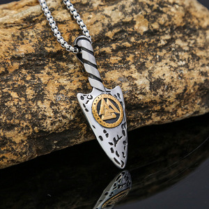 Yunnique – collier rétro avec pendentif épée en acier inoxydable pour hommes, avec motif de rune triangulaire, accessoires de bijoux cadeaux - Product Image 1