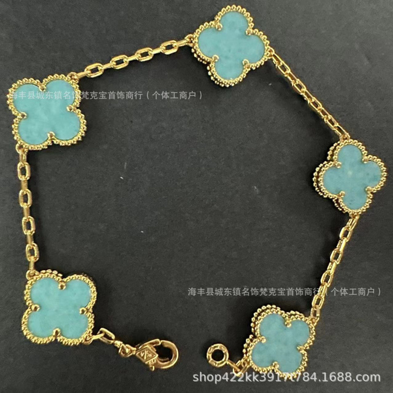 Bracelet floral vert menthe doré