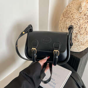 Nuevo bolso bandolera estilo retro Maillard para mujer, moderno bolso cuadrado tipo saddle. - Product Image 5