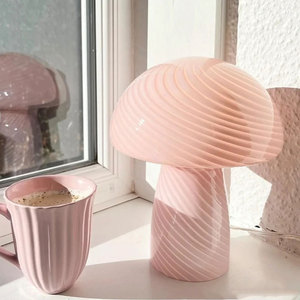 E-shuo Lampe de table en verre bonbon alpin moderne et créative avec batterie pour la décoration de la maison - Product Image 1