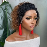 Perruque Courte Bouclée Pixie Cut 1BT4 Deep Wave avec Dentelle Transparente 13x4, Couleur Ombrée, Cheveux Humains Remy