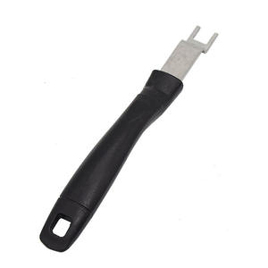 Fourchette de barbecue en acier inoxydable avec manche noir pour grillades au charbon de bois, accessoire de retournement durable et antiadhésif - Product Image 2