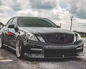 Nuovo Labbro Paraurti Anteriore in Fibra di Carbonio di Alta Qualità Stile V con Fissaggio a Vite per Mercedes-Benz Classe E <span class=keywords><strong>W212</strong></span> <span class=keywords><strong>AMG</strong></span> E63 2010-2013 - Product Image 6