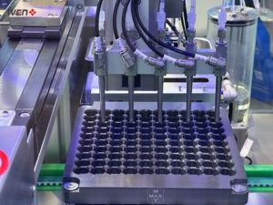 Ligne d'assemblage de <span class=keywords><strong>tube</strong></span> de <span class=keywords><strong>collection</strong></span> de stockage de séparation de cellules sanguines système de collecte de sang pédiatrique - Product Image 4