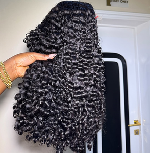 Parrucche Frontali in Pizzo Ricci Burmesi 13x6, <span class=keywords><strong>Capelli</strong></span> Umani HD, Frontale in Pizzo, <span class=keywords><strong>Capelli</strong></span> Vergini Grezzi con Cuticole Allineate, Parrucche Senza Colla per Donne Nere - Product Image 1