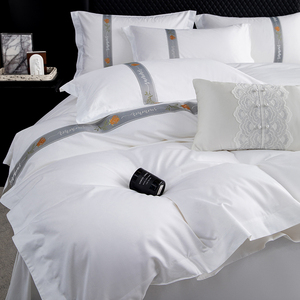 Juego de Funda de Edredón de Cuatro Piezas Moderno y de Lujo con Colores Personalizables, Algodón Ecológico para Hoteles y Casas de Huéspedes - Product Image 3