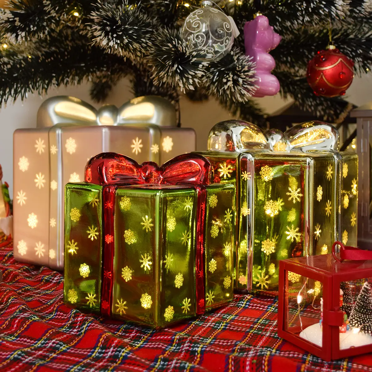 ที่กำหนดเองทำชุดของ3ตกแต่งขนาดใหญ่ Pre Lit แก้ว Led คริสต์มาสของขวัญกล่องของขวัญตกแต่งในร่มที่มีไฟ