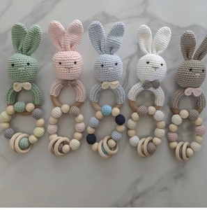 C'dear Set de Cepillo de Baño para Bebé 100% Algodón Orgánico, Juguete Mordedor de Conejo, Sonajero, Regalo para Recién Nacidos con Caja de Regalo - Product Image 3