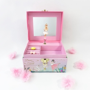 กล่องเก็บเครื่องประดับแบบมีล็อค La Doyee ลายดอกไม้และยูนิคอร์นสำหรับเด็กผู้หญิง วัสดุทนทานและเป็นมิตรกับสิ่งแวดล้อม - Product Image 2