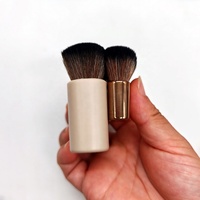 Petit voyage Mini autobronzant brosse applicateur crème solaire brosse fond de teint brosse pour jambes bras cou dos corps visage