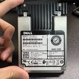 Für Dell 400GB SAS SATA SSD Solid State Disk Festplatte 2TB Kapazität SATA 3.0 Erweiterungs anschluss Überholte Server Interne Festplatte - Product Image 2