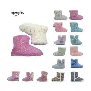 Pantuflas de Mujer Blancas y Esponjosas Personalizadas OEM con Estampado de Letras Doradas, Zapatos Cálidos y Suaves para Interiores, California Prop 65, MOQ 500 Directo - Product Image 5