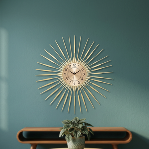Horloge murale Sunburst de style moderne du milieu du siècle, analogique à quartz, en métal, décoration de salon, design géométrique abstrait doré - Product Image 4