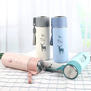 Bottiglia di vetro cervo bottiglia di vetro portatile carino resistente al calore acqua fredda potabile con coperchio a vite regalo commerciale - Product Image 2